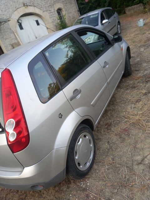 Ford fiesta 1.25 injection soupapes