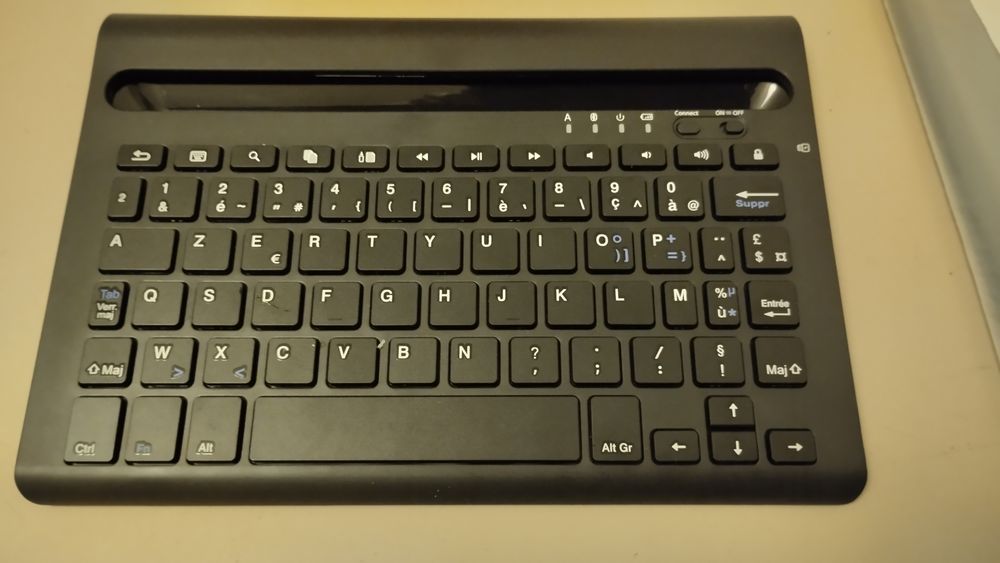 Tablette KLIPAD Téléphones et tablettes