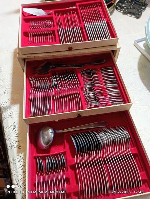 Mnagre en Inox 124 pices annes 1990. Ascinox. 100 Bordeaux (33)