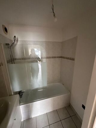  Appartement à louer 2 pièces 46 m²