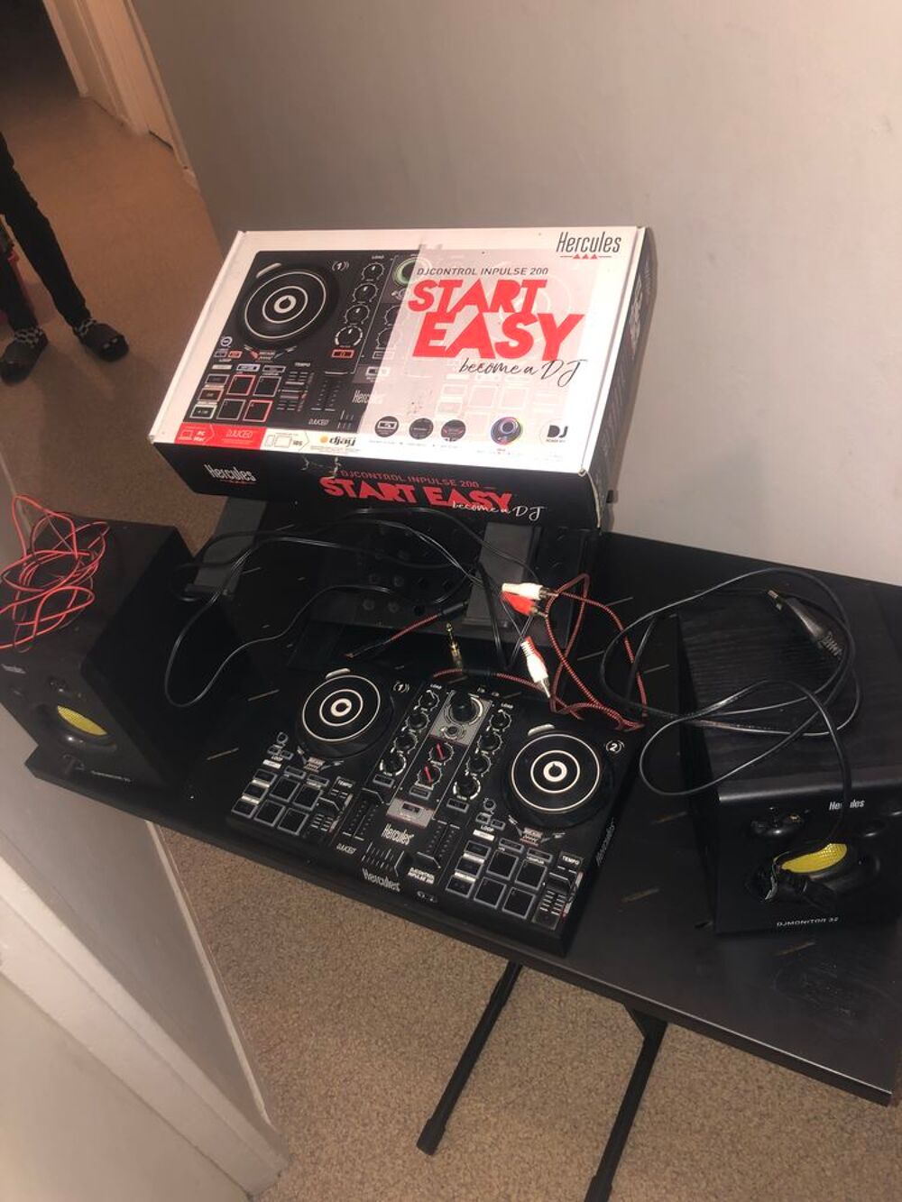 Kit Dj hercule learning + table millenium et support PC Instruments de musique