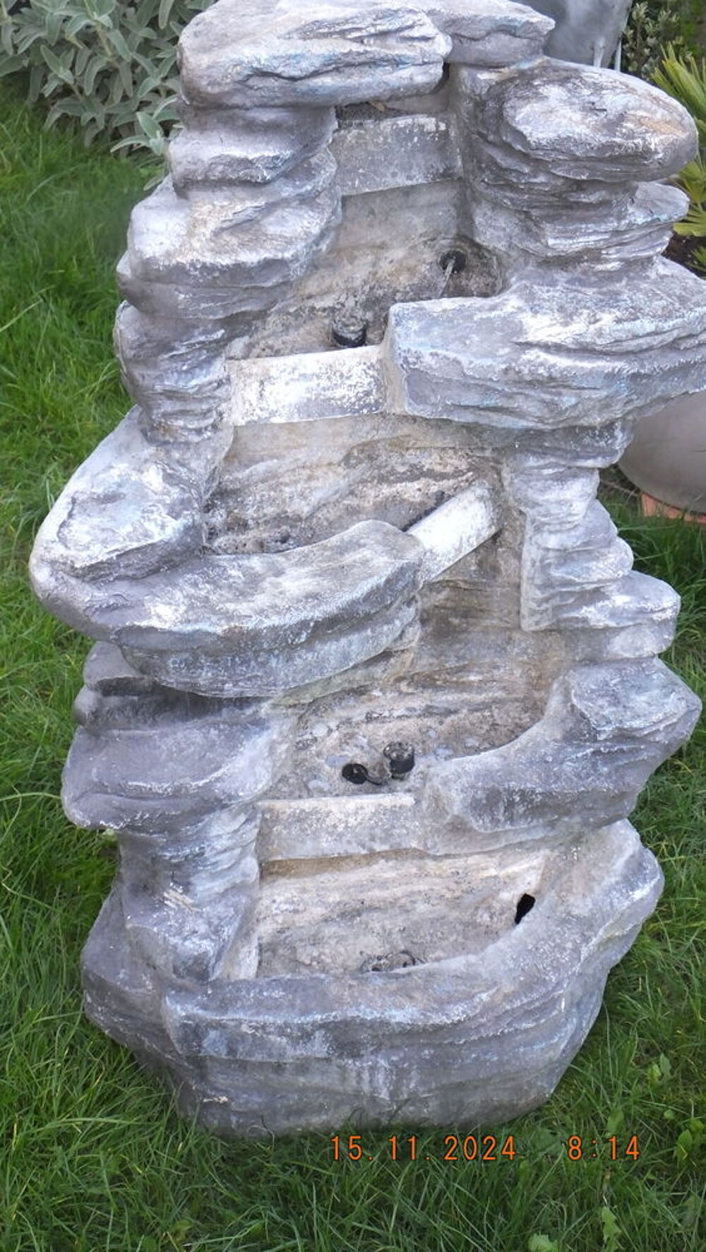 FONTAINE DE JARDIN Jardin