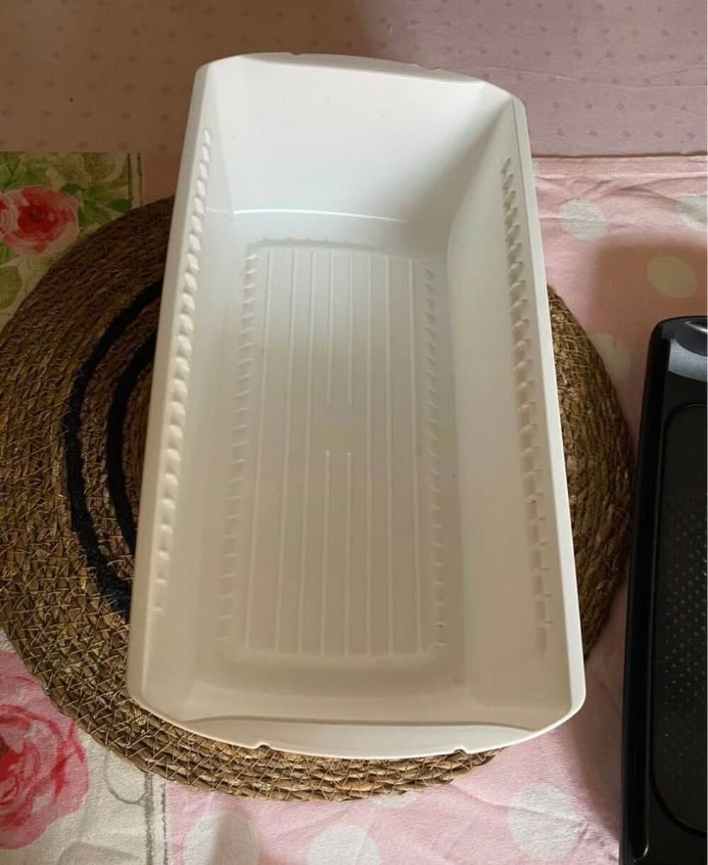 Bo&icirc;te &agrave; pain Tupperware BreadSmart (Noir et Blanc) - Anti-gaspillage Electroménager