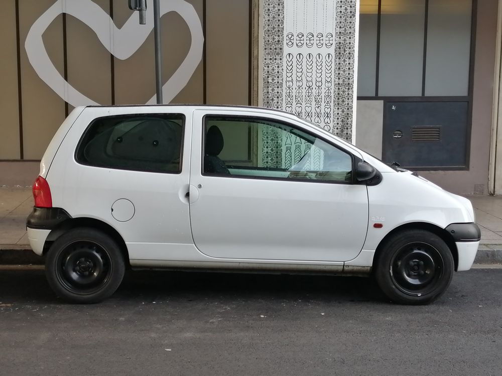 Renault Twingo soci&eacute;t&eacute; Sports