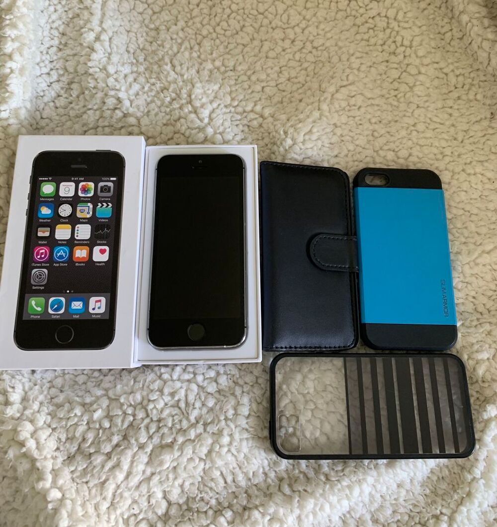 Iphone 5s noir et gris 32go Téléphones et tablettes