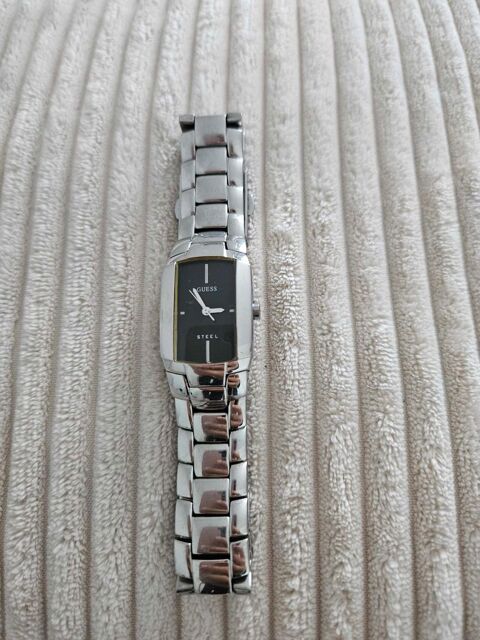 montre femme guess 30 Pontoise (95)