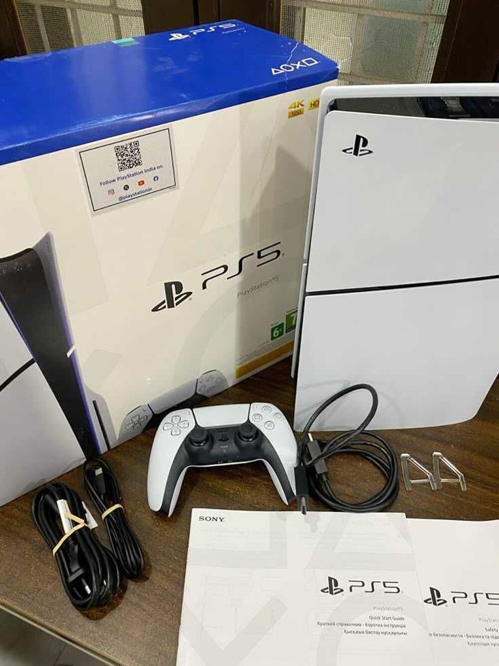 PlayStation+5+(PS5)+++Manette+++Jeux+€"+Excellent+&eacute;tat Consoles et jeux vidéos