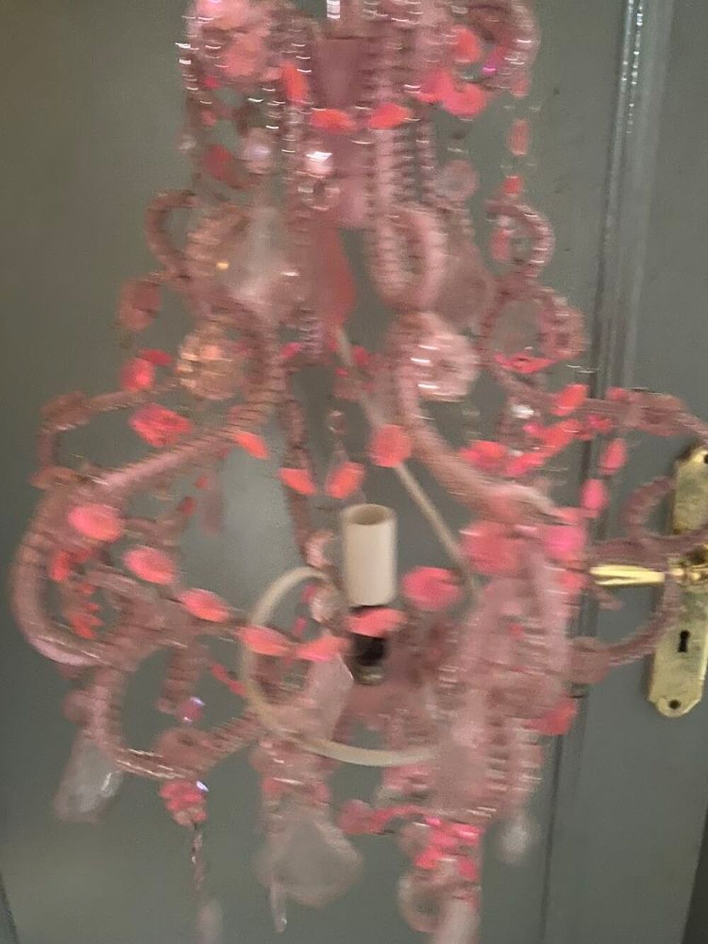 Lustre barrique perles et pampilles &eacute;tc rose 
Neuf emball&eacute; Décoration