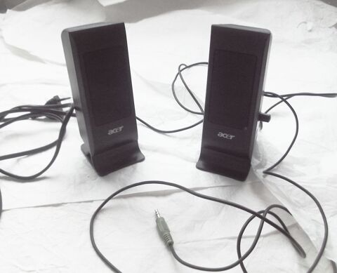 2 enceintes, �tat neuf, marque ACER mod�le S-100 18 Villeurbanne (69)