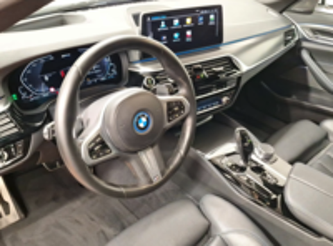 S&eacute;rie 5 Touring 530e TwinPower Turbo 292 ch BVA8 M Sport 2022 occasion 59000 Lille