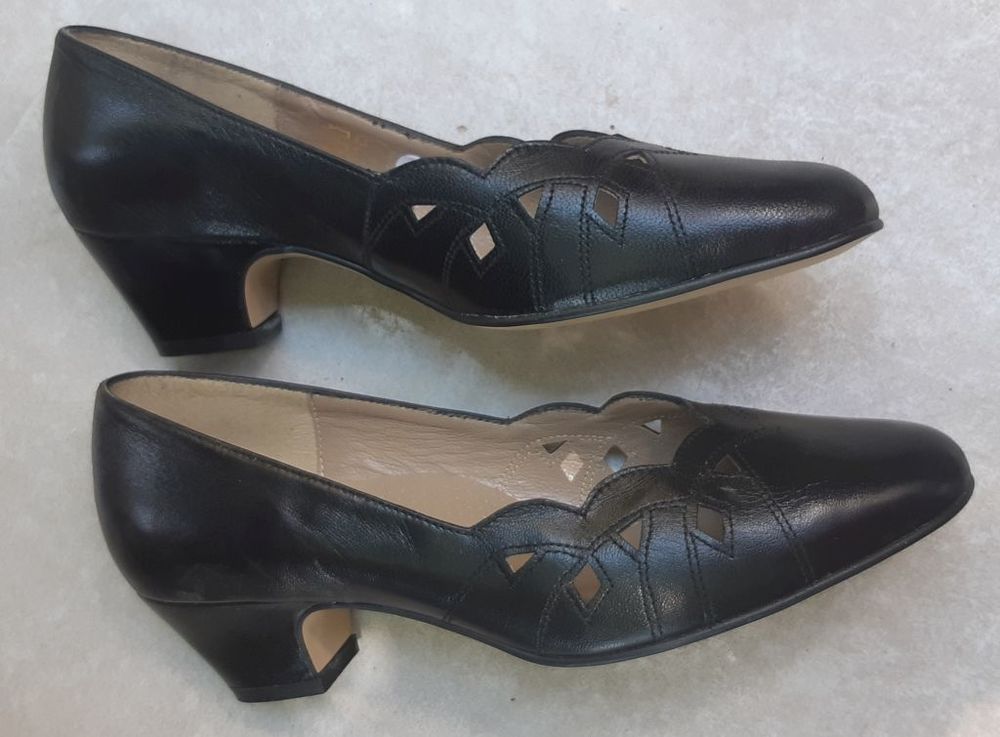 Escarpin cuir P&eacute;diconfort taille 38 Chaussures
