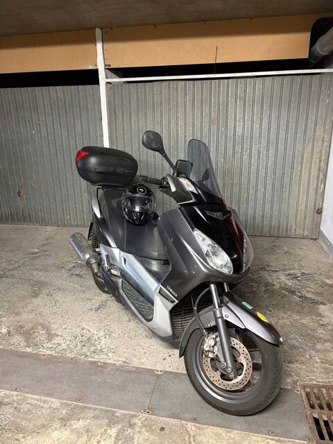 Scooter YAMAHA 2006 occasion Port Camargue 30240