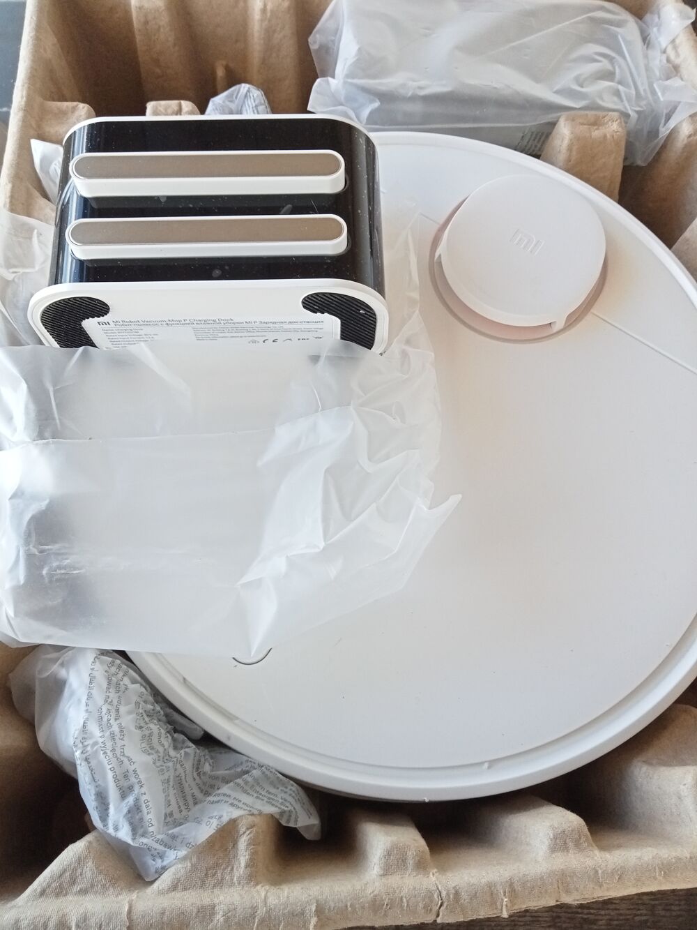 Aspirateur robot Xiaomi neuf Electroménager