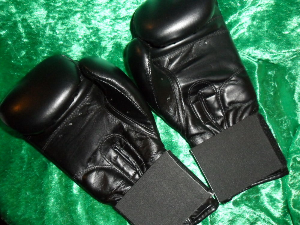 Paire de gants de boxe adulte Adidas 12oz
Sports