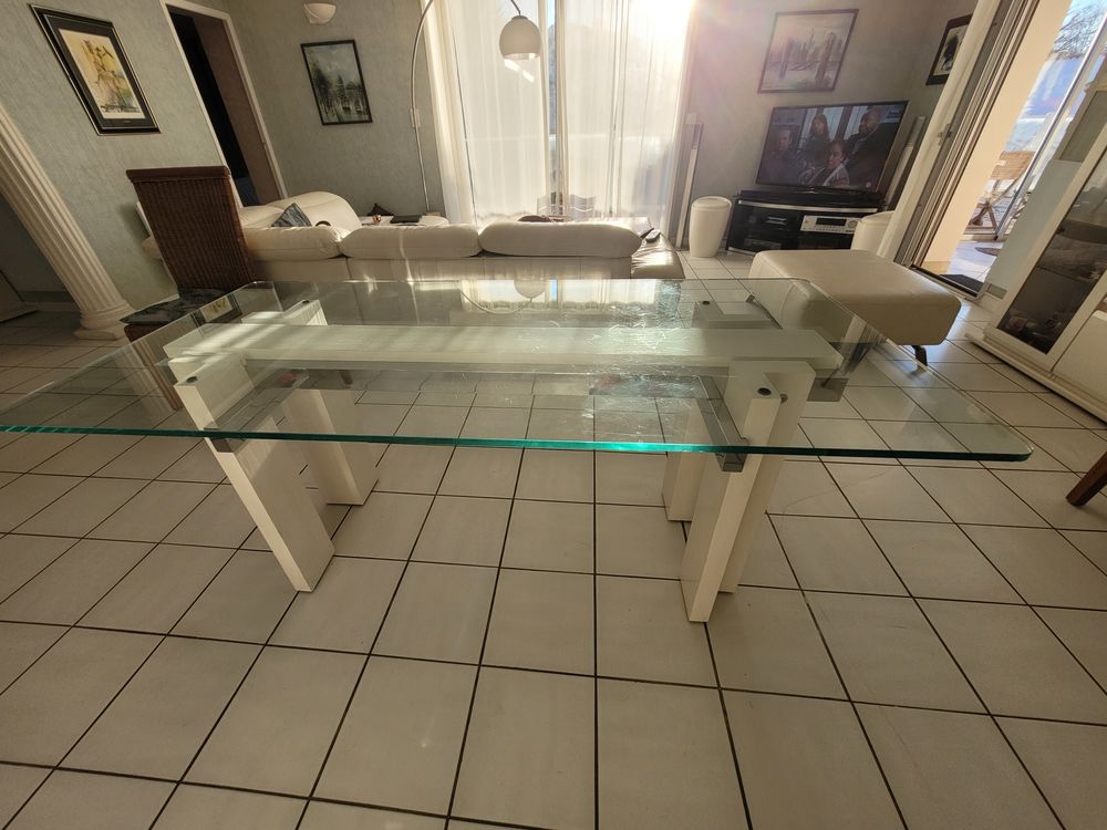 Table salle &agrave; manger design verre transparent epais Meubles