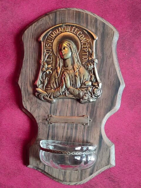Ancien bénitier en bois l'immaculée conception ( n°34) Avermes (03)
