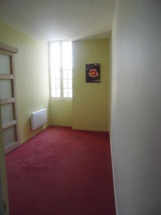  Appartement à louer 3 pièces 46 m²