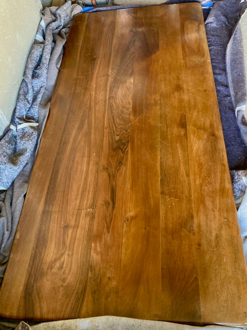 table en noyer massif Meubles