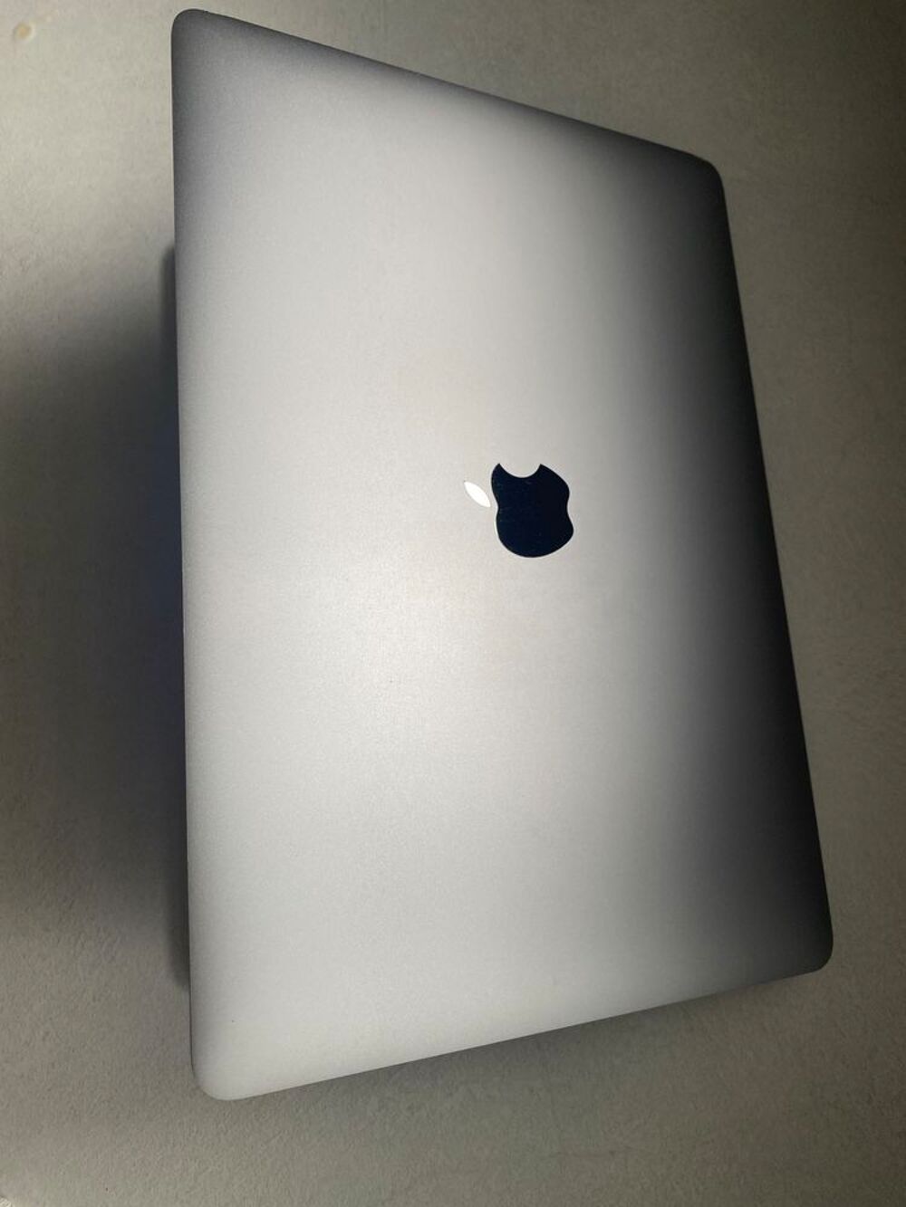 MacBook Pro (13-inch, 2018, Four Thunderbolt 3 Ports) Matriel informatique