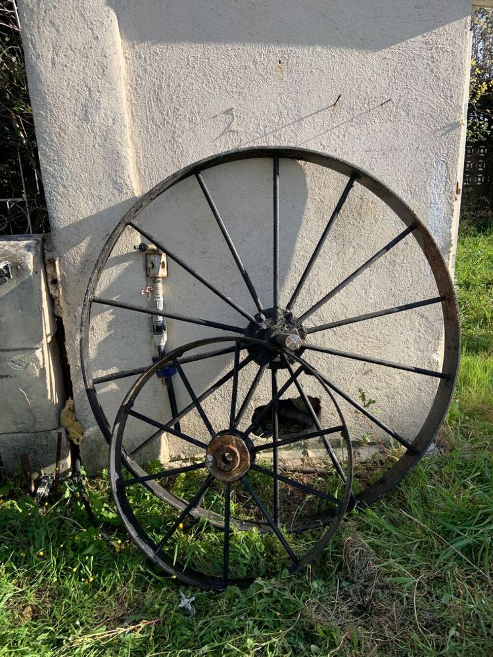 Roues de Charrues Jardin