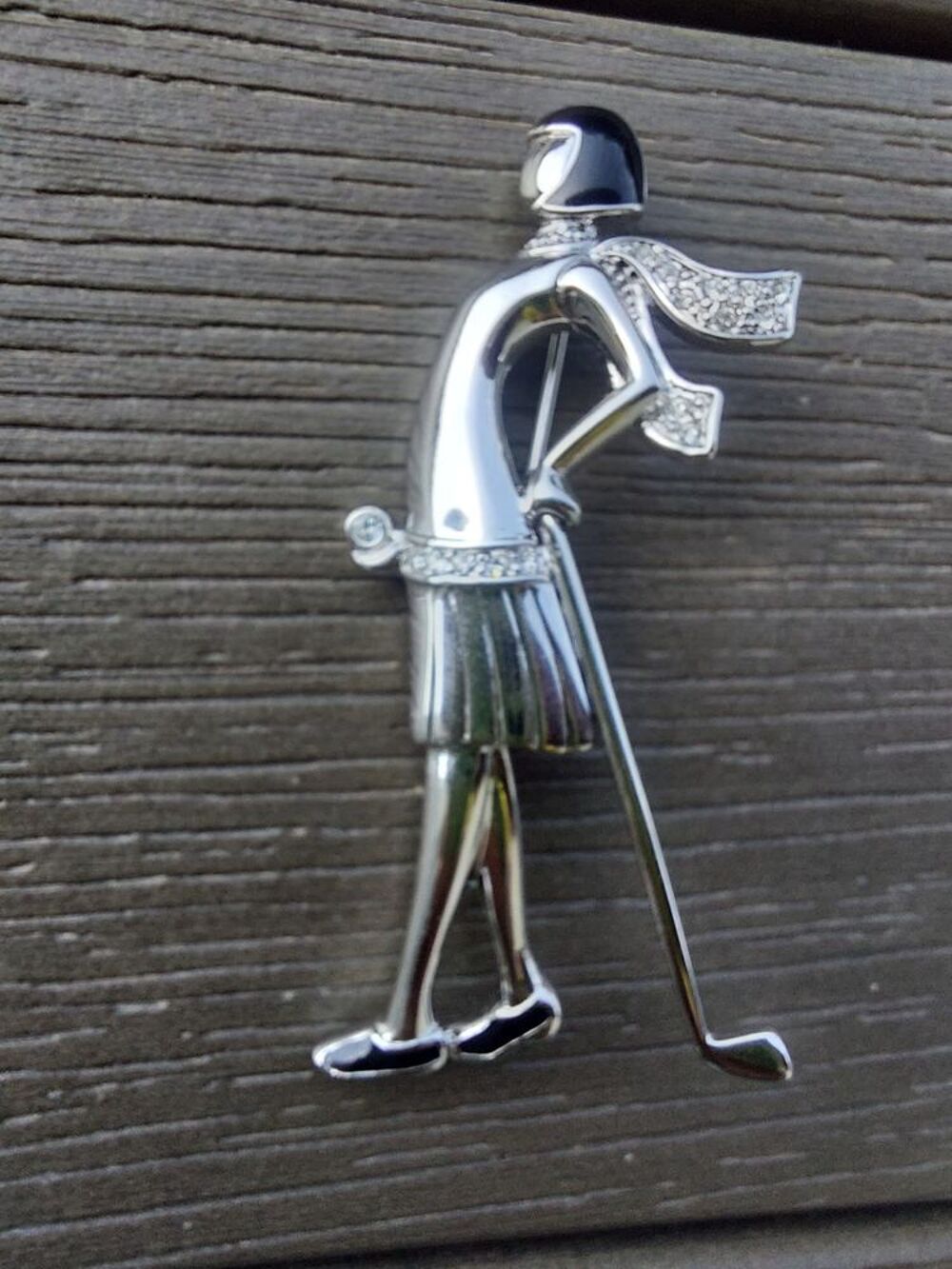  Broche golfeuse en rodhium, Bijoux et montres
