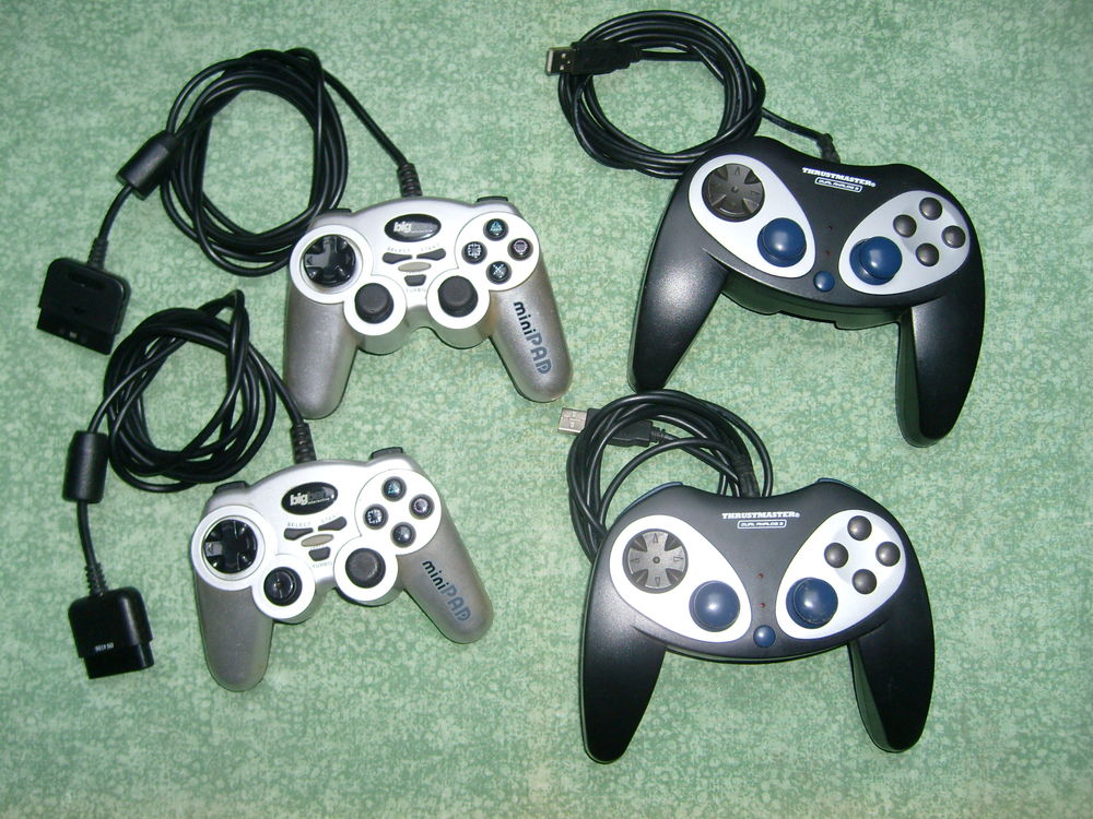 Lot pour ancienne console sega 2 Consoles et jeux vidéos
