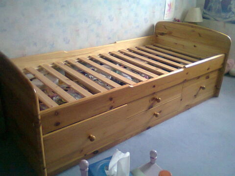 LIT PIN � lattes 90x190 avec 4 tiroirs 179 Souvigny-en-Sologne (41)