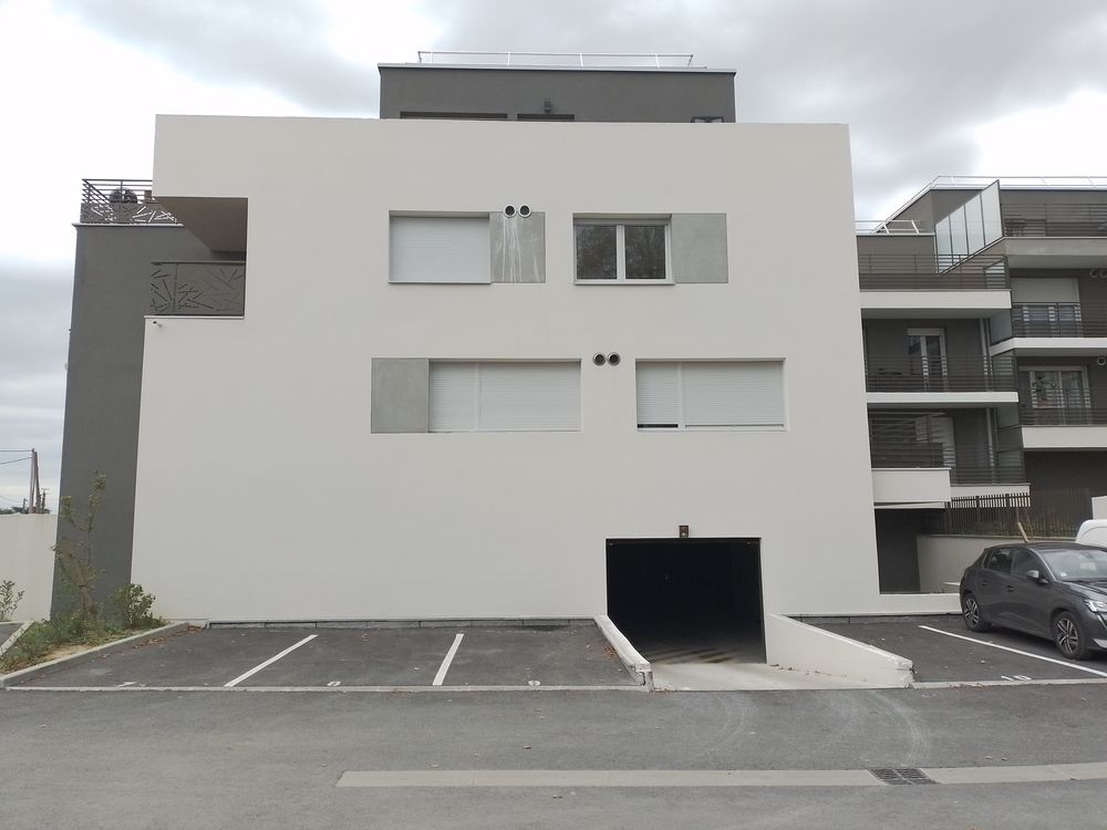 Location Parking/Garage Parking intérieur à Champs sur Marne /Gournay sur Marne Champs-sur-marne