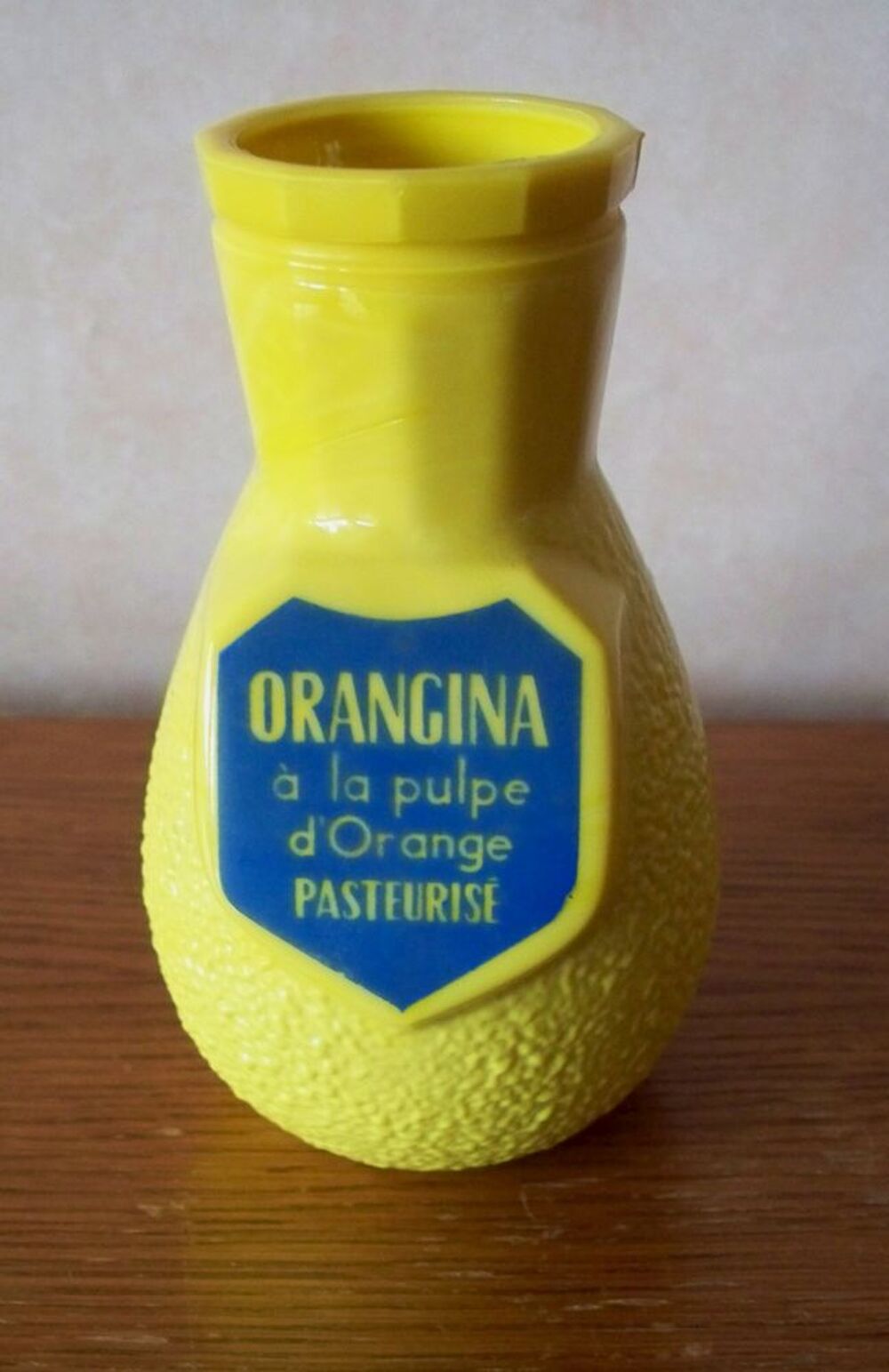 Ancien porte-pailles publicitaire -- orangina - 