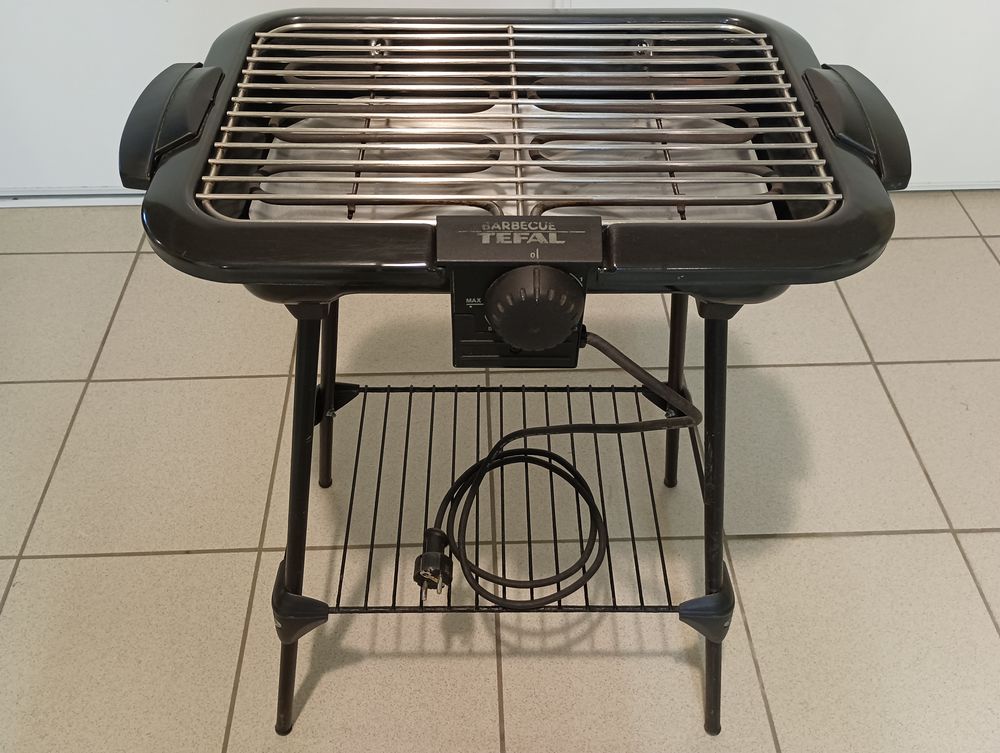 Barbecue &eacute;l&egrave;ctrique T&egrave;fal. Electroménager