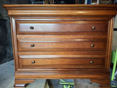 Commode en merisier massif 170 �ragny (95)