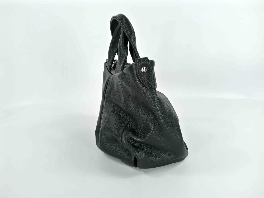 Sac &agrave; main noir en v&eacute;ritable cuir NEUF Maroquinerie