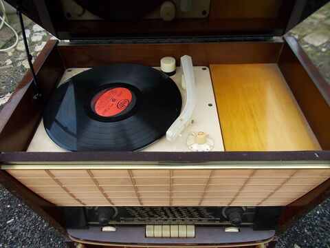  combin  lampe.ancien  la voie de son maitre faire prix 133 Saran (45)