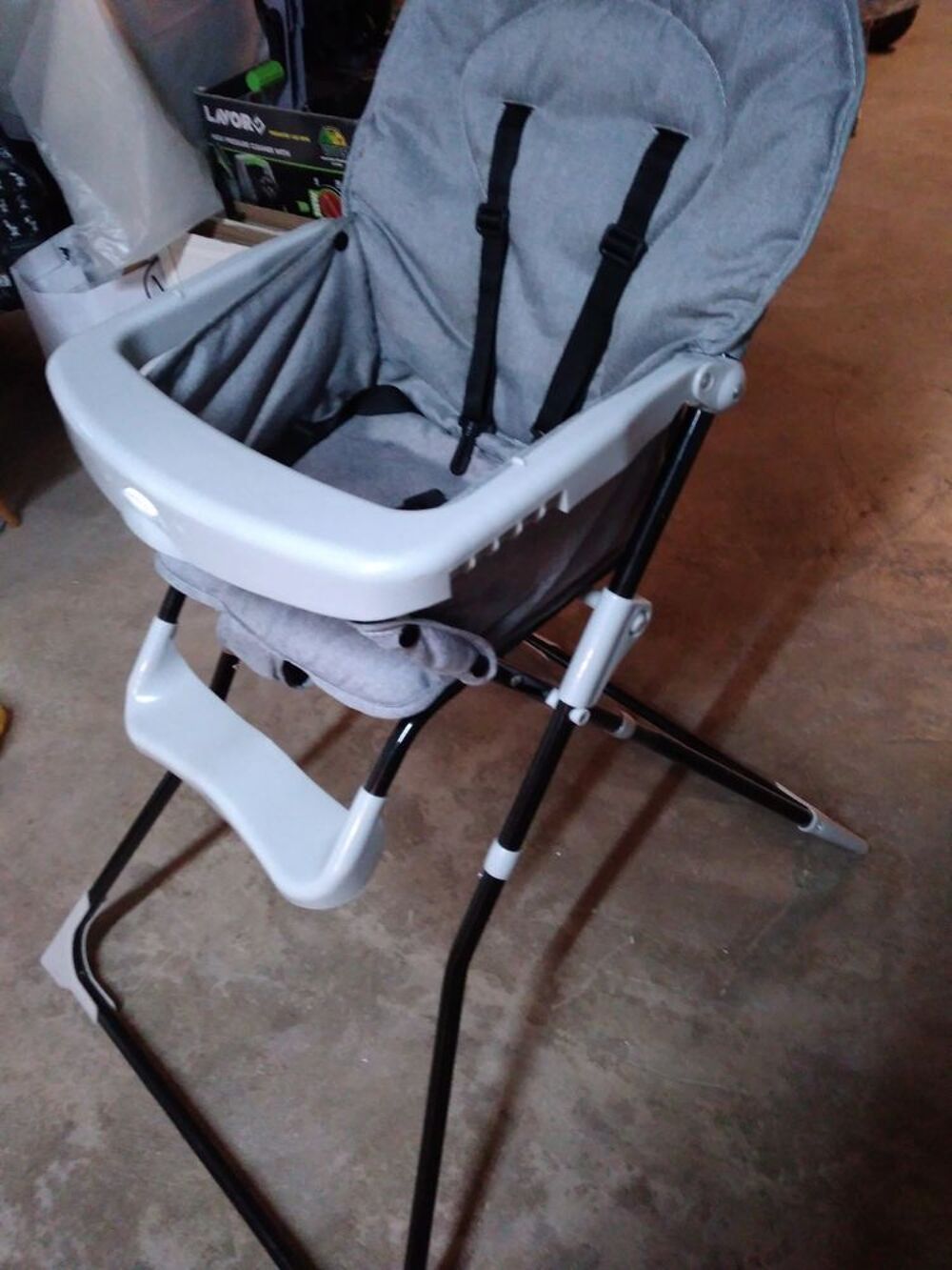 Chaise haute b&eacute;b&eacute; Mobilier enfants