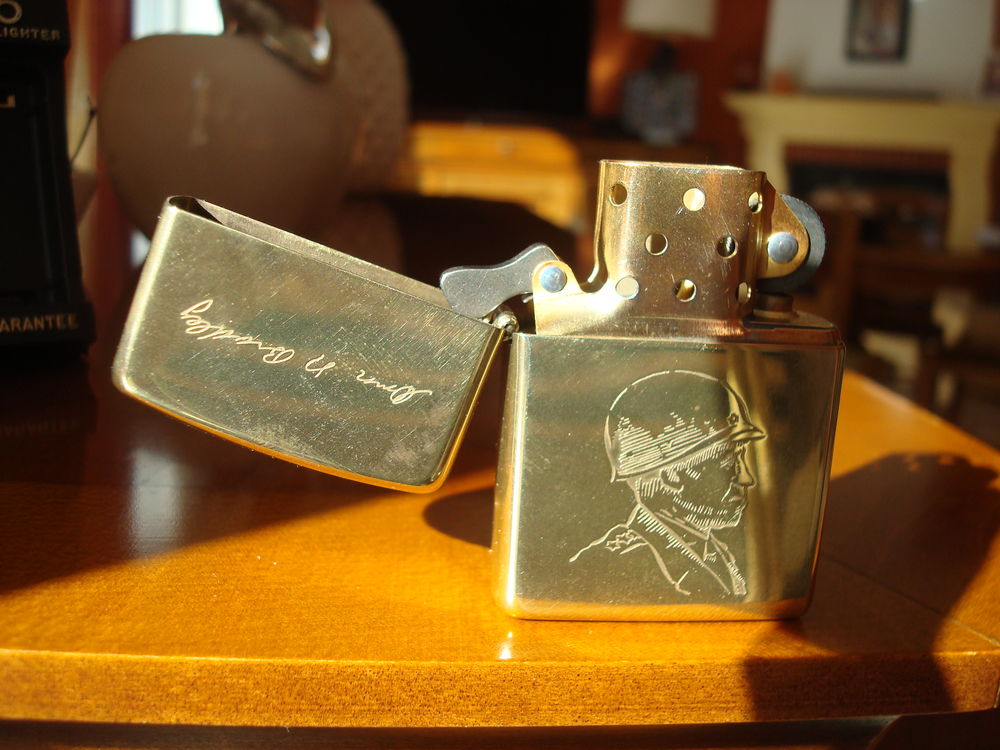 Briquet ZIPPO G&eacute;n&eacute;ral Bradley 