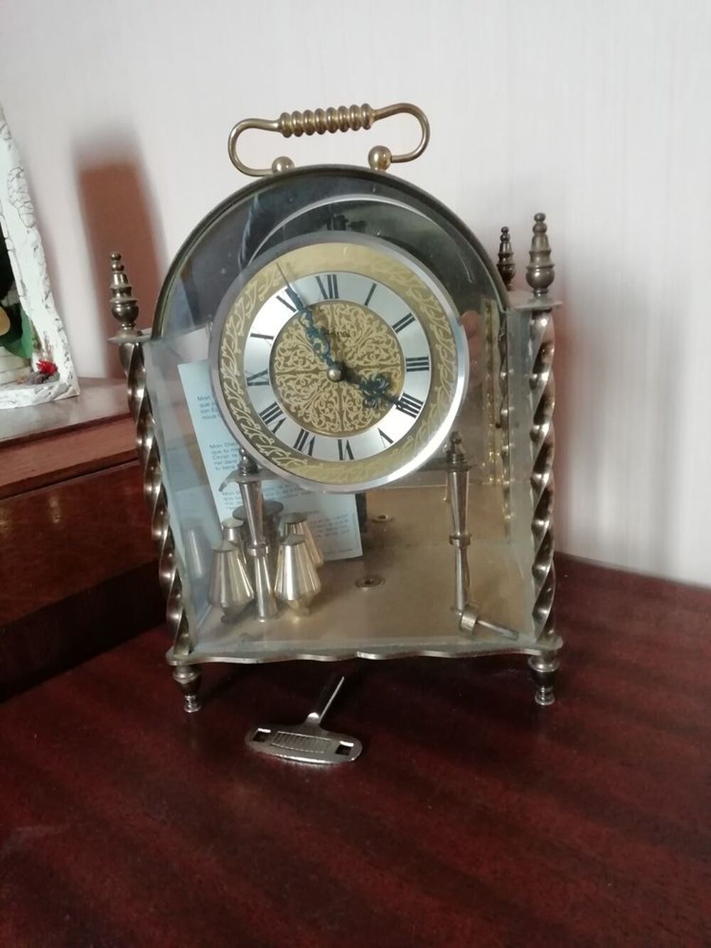 Pendule 400 jours en bronze Diana ann&eacute;es 50 Décoration