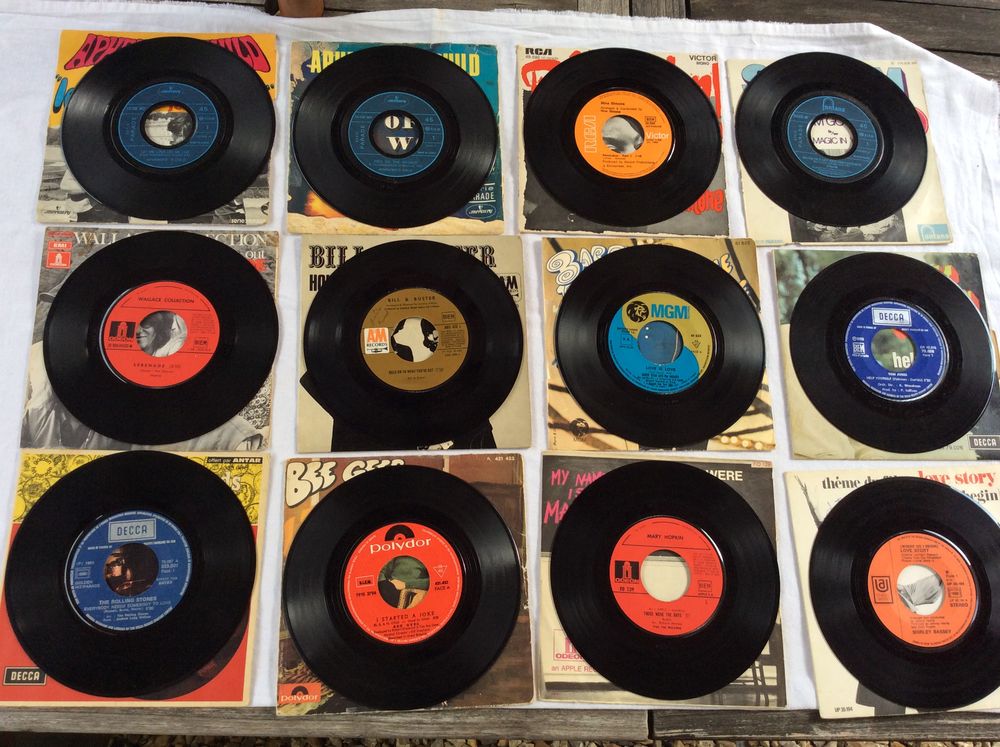 Vinyles 45 T Vari&eacute;t&eacute; Anglaises ann&eacute;es 70 12 disques CD et vinyles