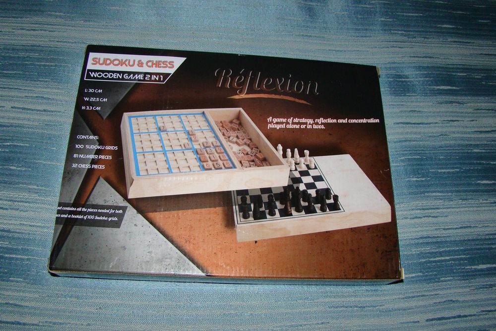 Jeu d'&eacute;checs et Sudoku en bois - Neuf
Jeux / jouets