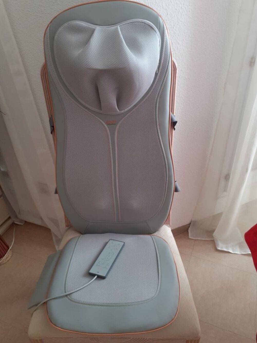 A SAISIR - Si&egrave;ge massant chauffant avec assise vibrante Electroménager