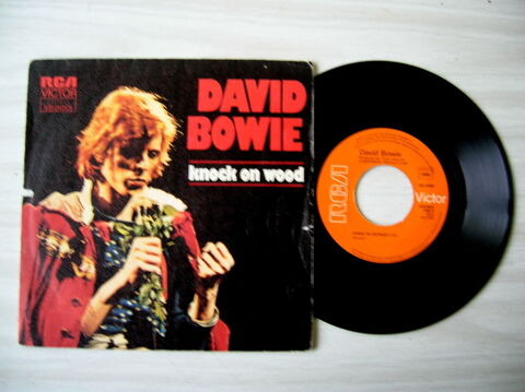 45 Tours DAVID BOWIE Knock on wood 39 Nantes (44)