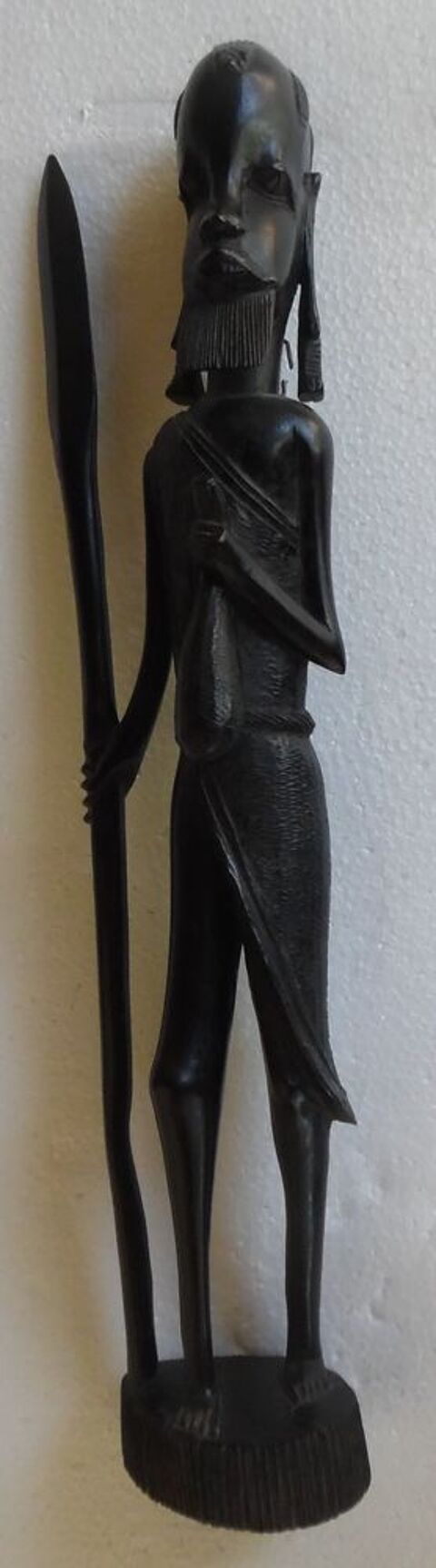 Statuette Africaine en �b�ne d'un guerrier avec sa lance 100 Castries (34)