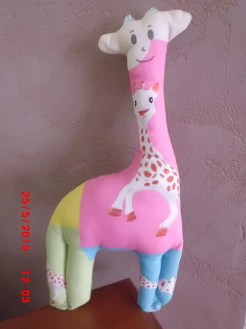 DOUDOU SOPHIE LA GIRAFE EN TISSU 13 Oignies (62)