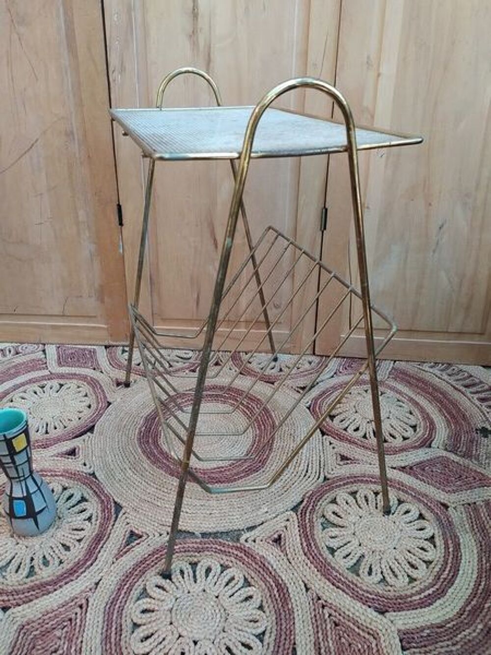 Table Porte Revues Disques Design Style Mat&eacute;got
Meubles