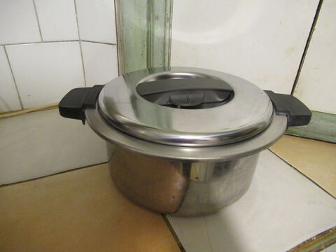 Cocotte en inox 29 Marseille 1 (13)