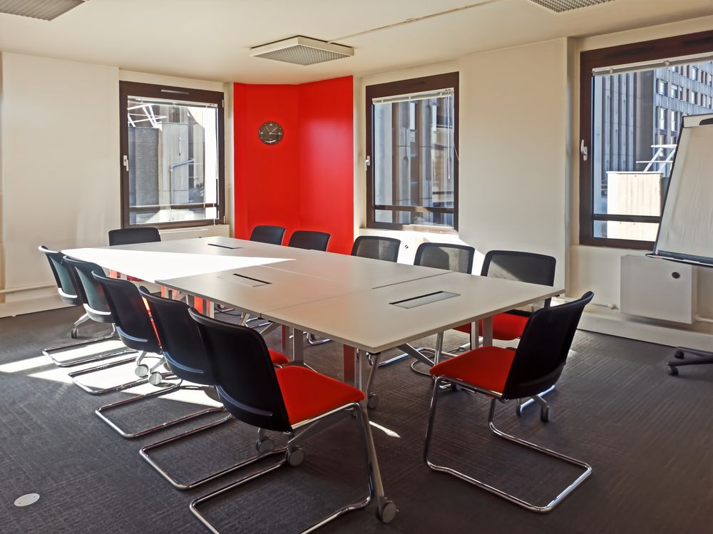  Réservez un espace de bureau ouvert pour les entreprises de toutes tailles à Strasbourg Les Halles  