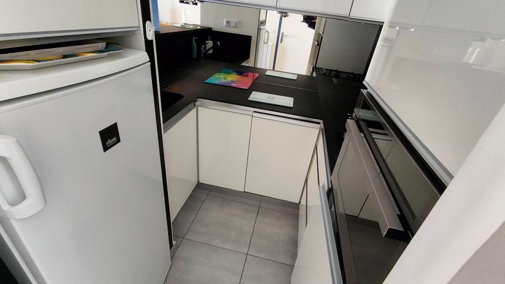 Vente Appartement LE CAP D'AGDE: AVANT PORT 3 pièces avec loggia et parking. Vue chenal, ascenseur Le cap d agde