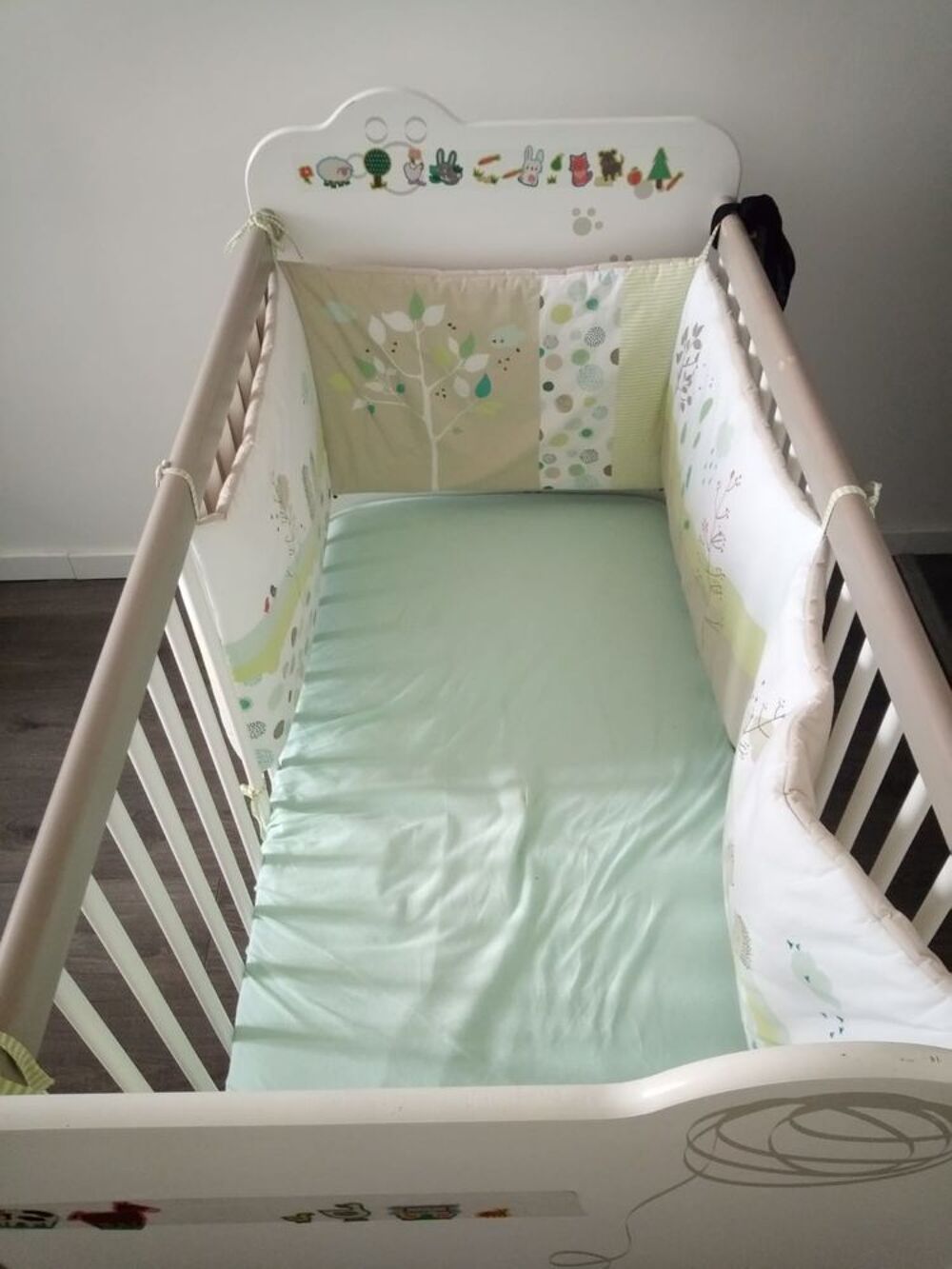 Lit B&eacute;b&eacute; R&eacute;glable &agrave; Barreaux Puériculture