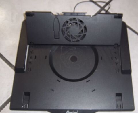 Support ordinateur ventil� CONNECTLAND 5 Colombier-Fontaine (25)