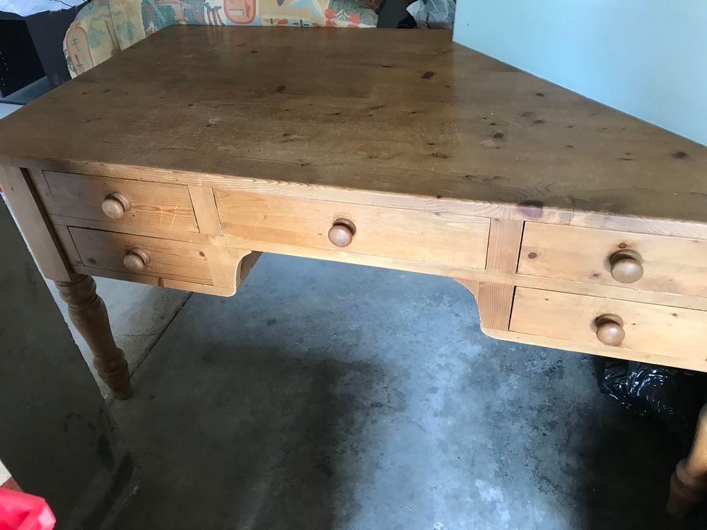 Bureau de grande taille Meubles