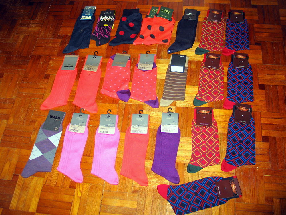 Chaussettes neuves &eacute;tiquet&eacute;es Vêtements